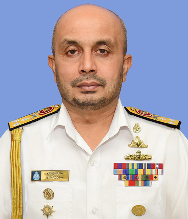 Commander of the Navy